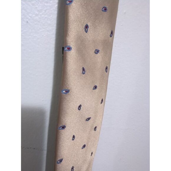 Vintage Sears Mens Store Poly Silk Blend Beige Paisley Neck Tie - Picture 2 of 6